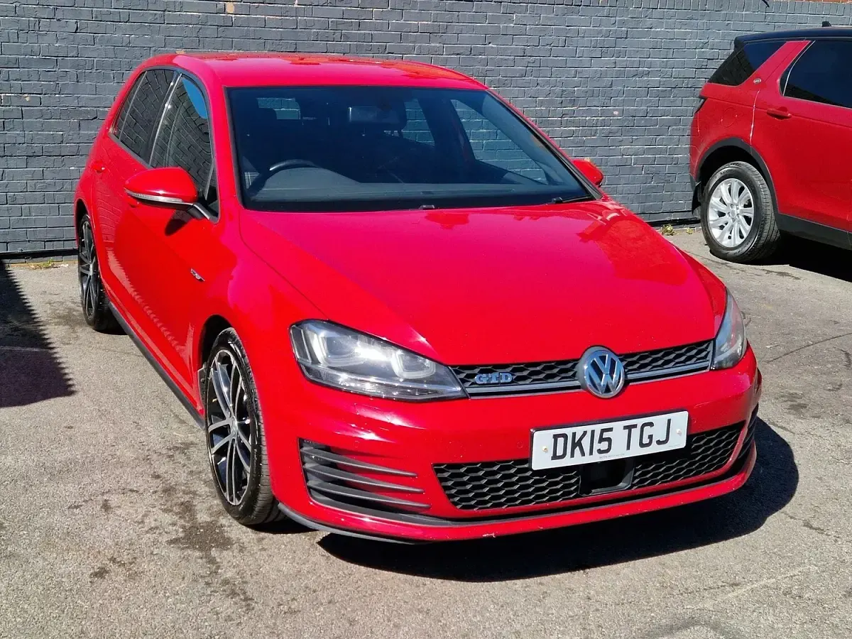 Used VW Golf VII GTD 2015 Red Hatchback