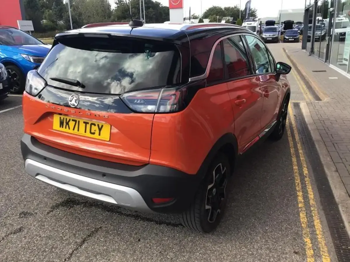 Used Vauxhall Crossland Ultimate 118 HP (86 kW) 2021 Orange SUV