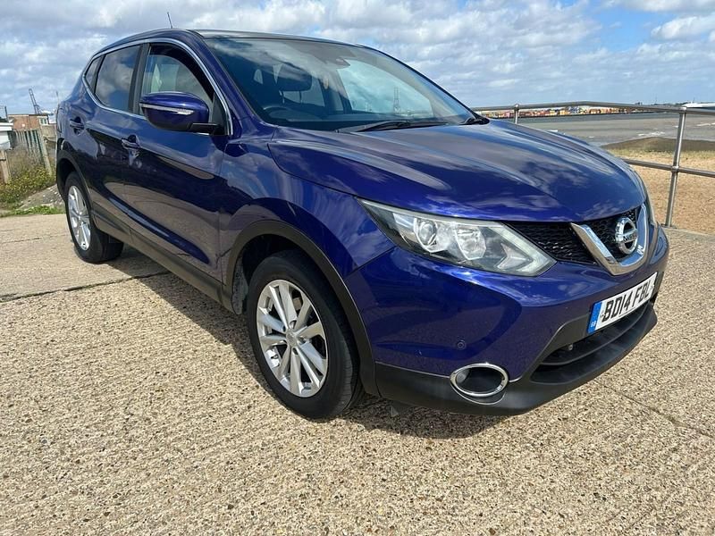 Blue Used 2014 Nissan Qashqai Acenta Premium SUV | £4,995 (Expensive) - Image 1/4