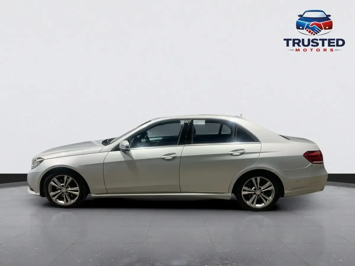 Used Mercedes E250 SE 2015 Silver Sedan