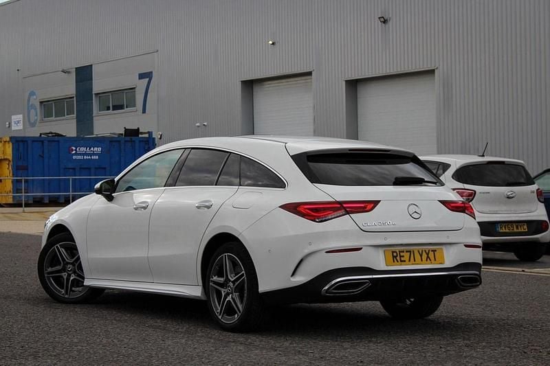 Used Mercedes CLA250e Shooting Brake AMG line 218 HP (160 kW) 2021 White Estate