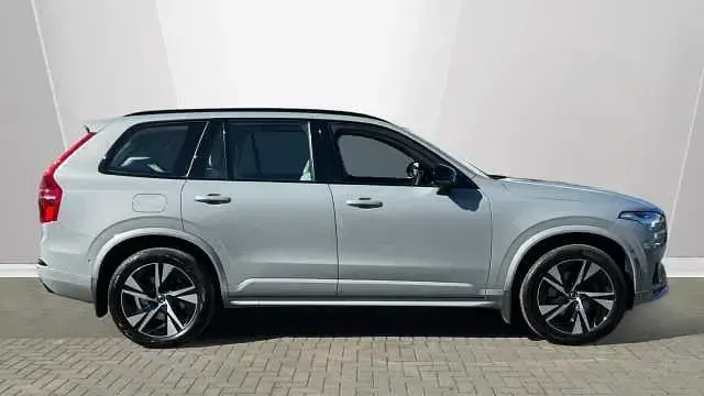 Usado Volvo XC90 Plus 247 HP (181 kW) 2025 SUV