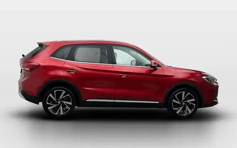 Usado MG ZS Trophy 196 CV (144 kW) 2025 Rojo SUV