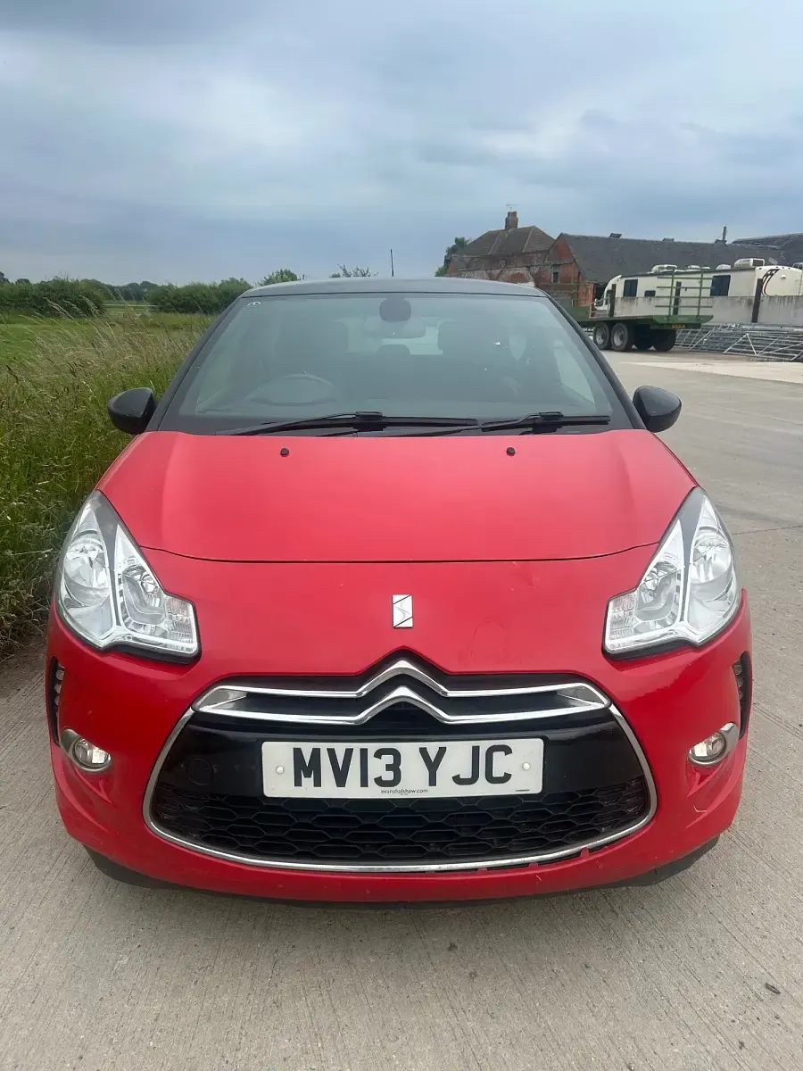 Used Citroën DS3 2013 Red Hatchback