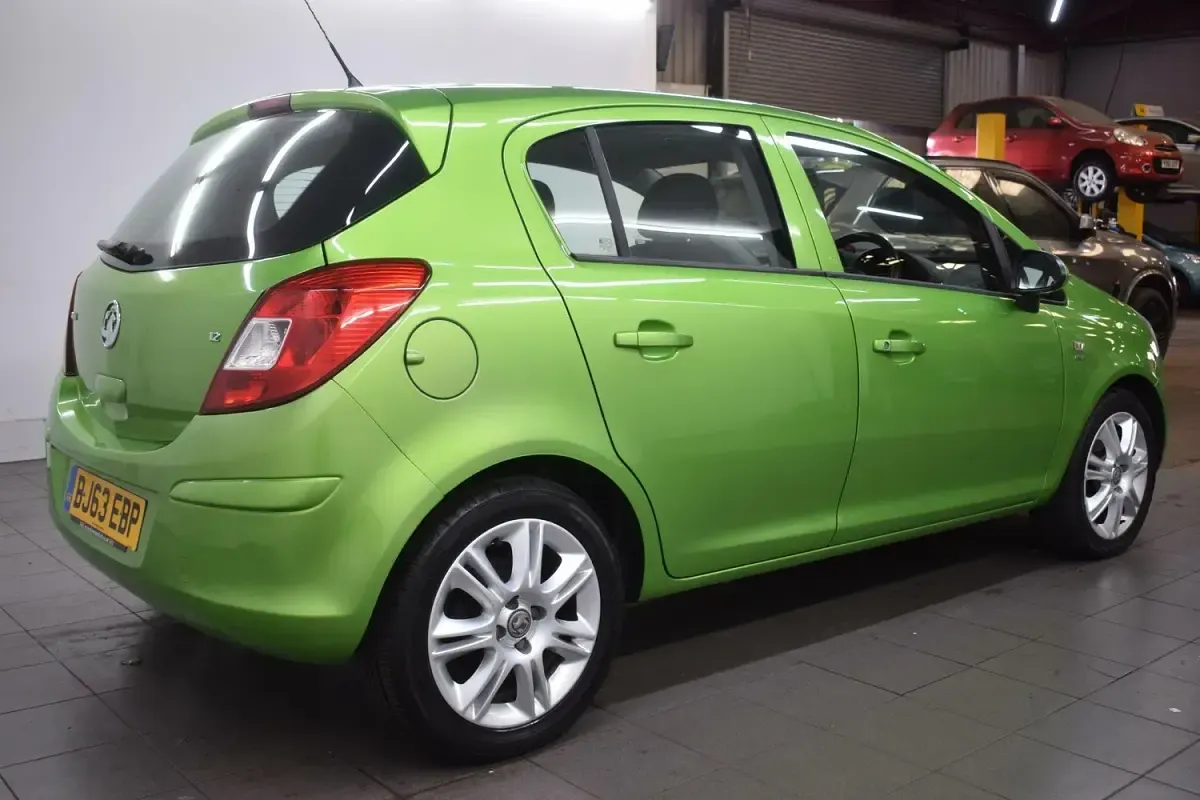 Used Vauxhall Corsa 2013 Green Hatchback
