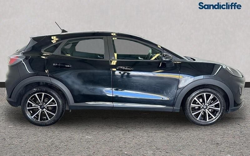 Używany Ford Puma Titanium 125 KM (91 kW) 2023 Czarny SUV