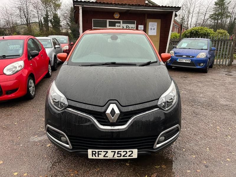 Used Renault Captur Dynamique 90 HP (66 kW) 2014 Black SUV