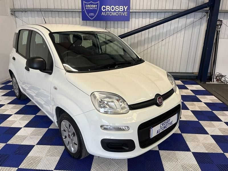 White Used 2015 Fiat Panda Pop Hatchback | £2,995 (Fair price) - Image 1/4