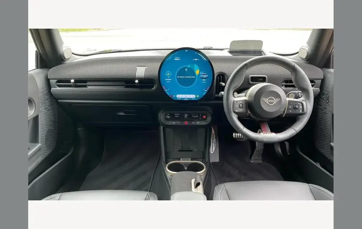 Used Mini John Cooper Works 228 HP (167 kW) 2026 Black Hatchback