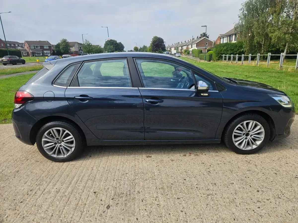Used Citroën C4 Flair 2015 Blue Hatchback
