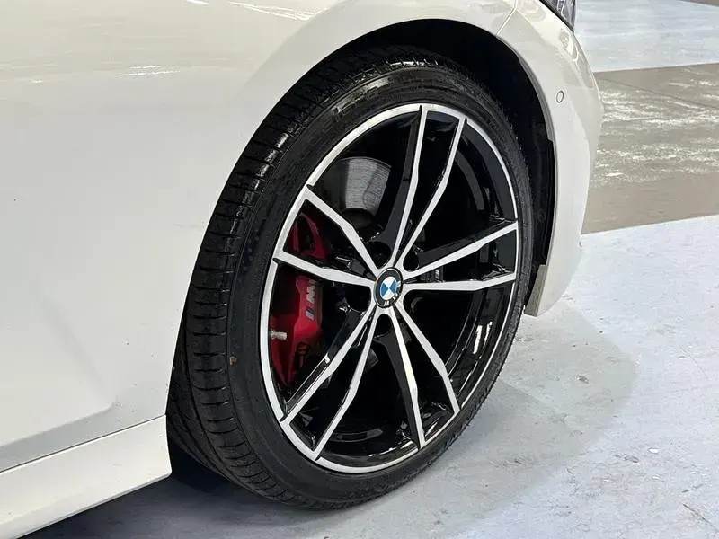 Used BMW 320 M Sport 181 HP (133 kW) 2024 White Sedan