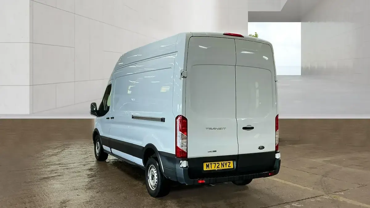 Used Ford Transit 130 HP (95 kW) 2022 White Van