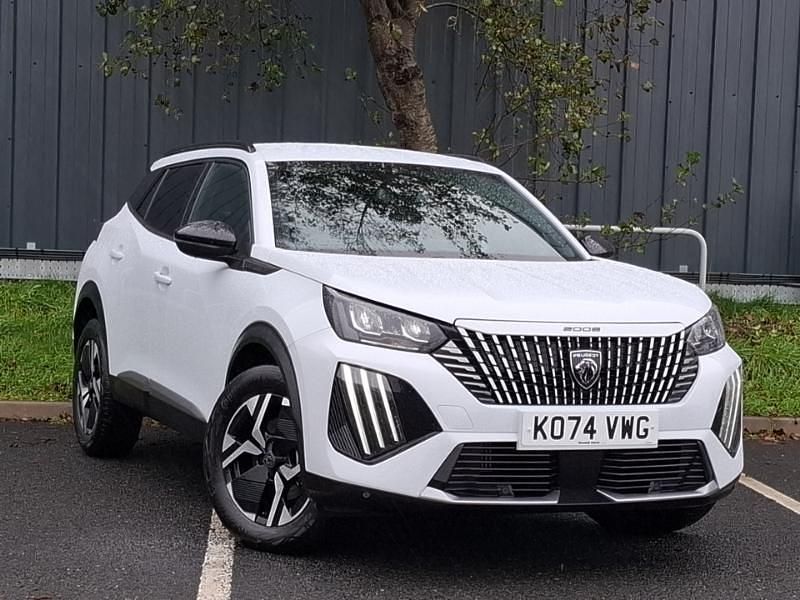 White Used 2025 Peugeot 2008 Allure SUV | £19,498 (Good price) - Image 1/4