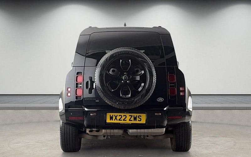 Usado Land Rover Defender HSE Dynamic 300 HP (220 kW) 2024 SUV