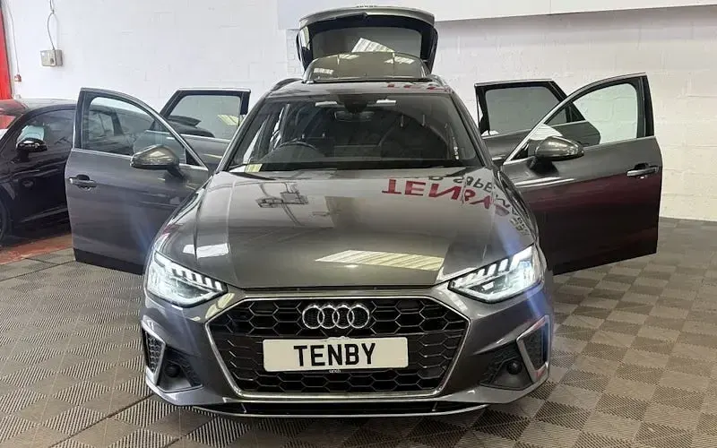 Used Audi A4 S-Line 163 HP (119 kW) 2021 Grey Estate