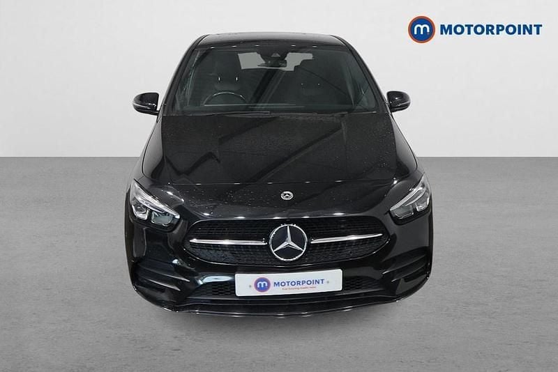 Used Mercedes B180 Executive 116 HP (85 kW) 2021 Black MPV