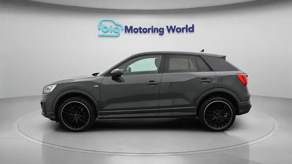 Used Audi Q2 Black Edition 116 HP (85 kW) 2020 Grey SUV