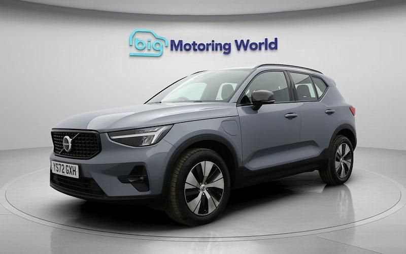 Used Volvo XC40 Plus 211 HP (155 kW) 2023 Grey SUV