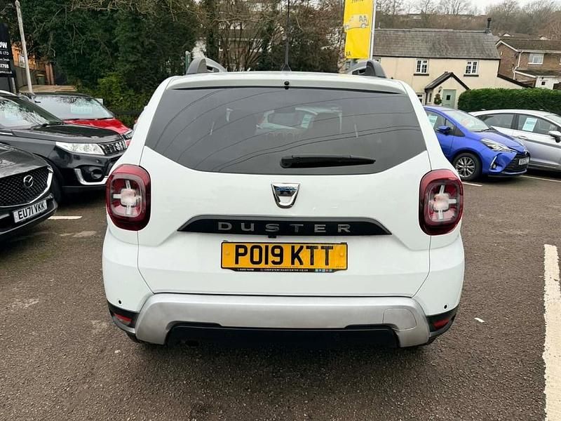 Second-hand Dacia Duster Comfort 115 CP (84 kW) 2019 Alb Hatchback