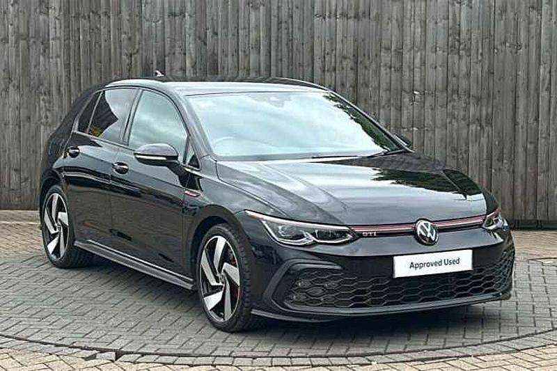 Used 2023 VW Golf VIII | £30,799 (A bit pricey) - Image 1/4