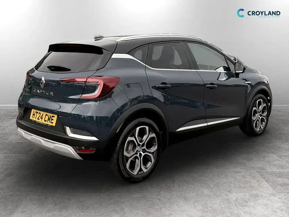 Used Renault Captur Techno 91 HP (66 kW) 2024 Blue/black SUV