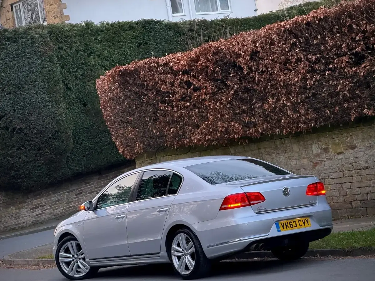 Used VW Passat R-line 140 HP (102 kW) 2013 Silver Sedan