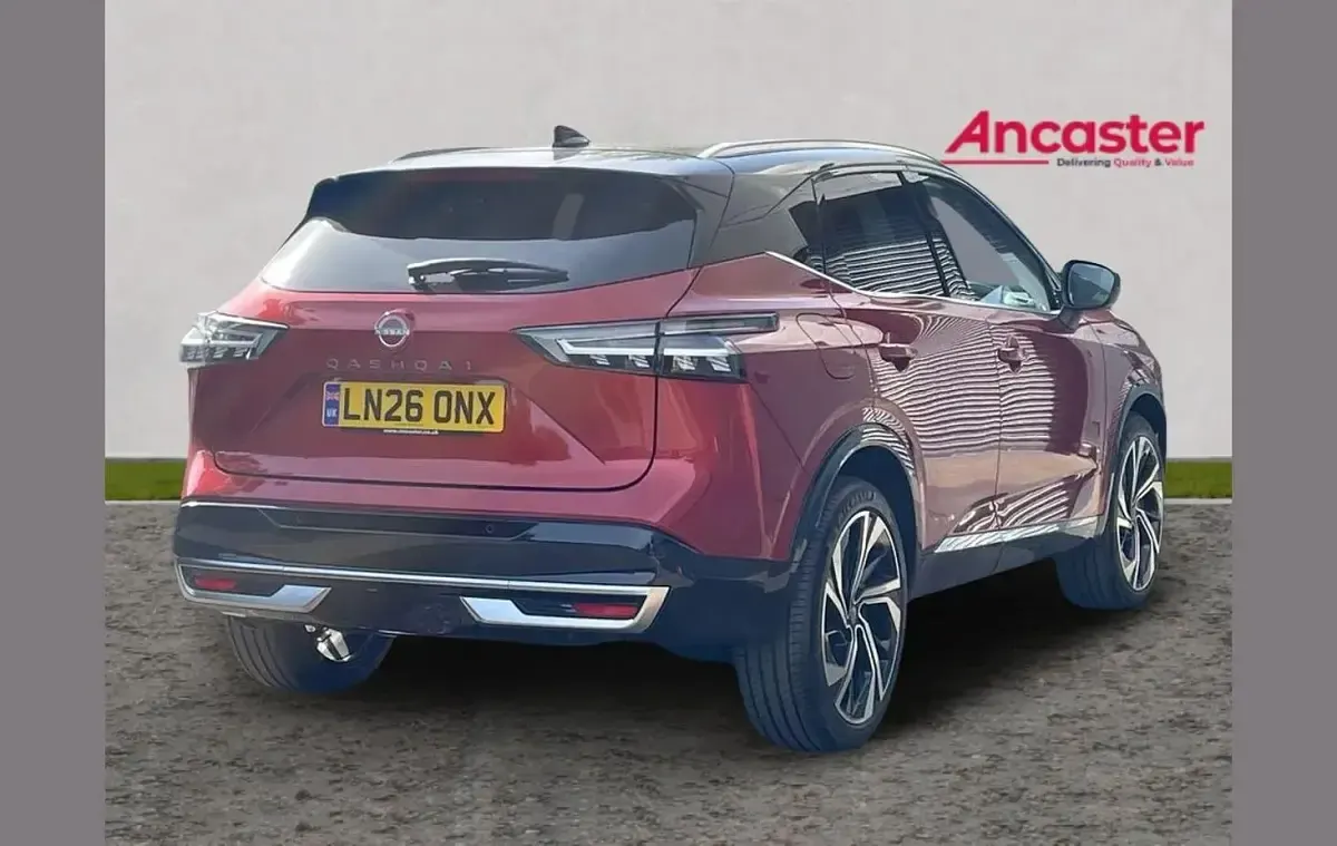 New Nissan Qashqai Tekna+ 158 HP (116 kW) 2026 Red SUV