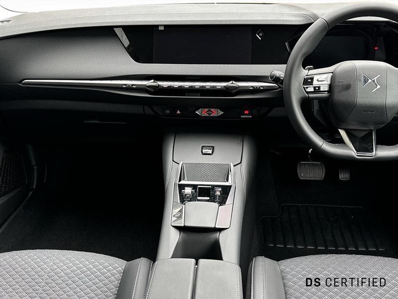 New 2025 DS Automobiles DS4 Hatchback | £24,741 (Good price) - Image 1/4