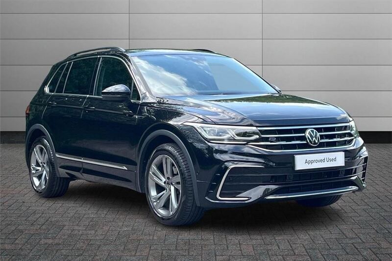 Black Used 2022 VW Tiguan R-line Edition SUV | £28,250 (Fair price) - Image 1/4