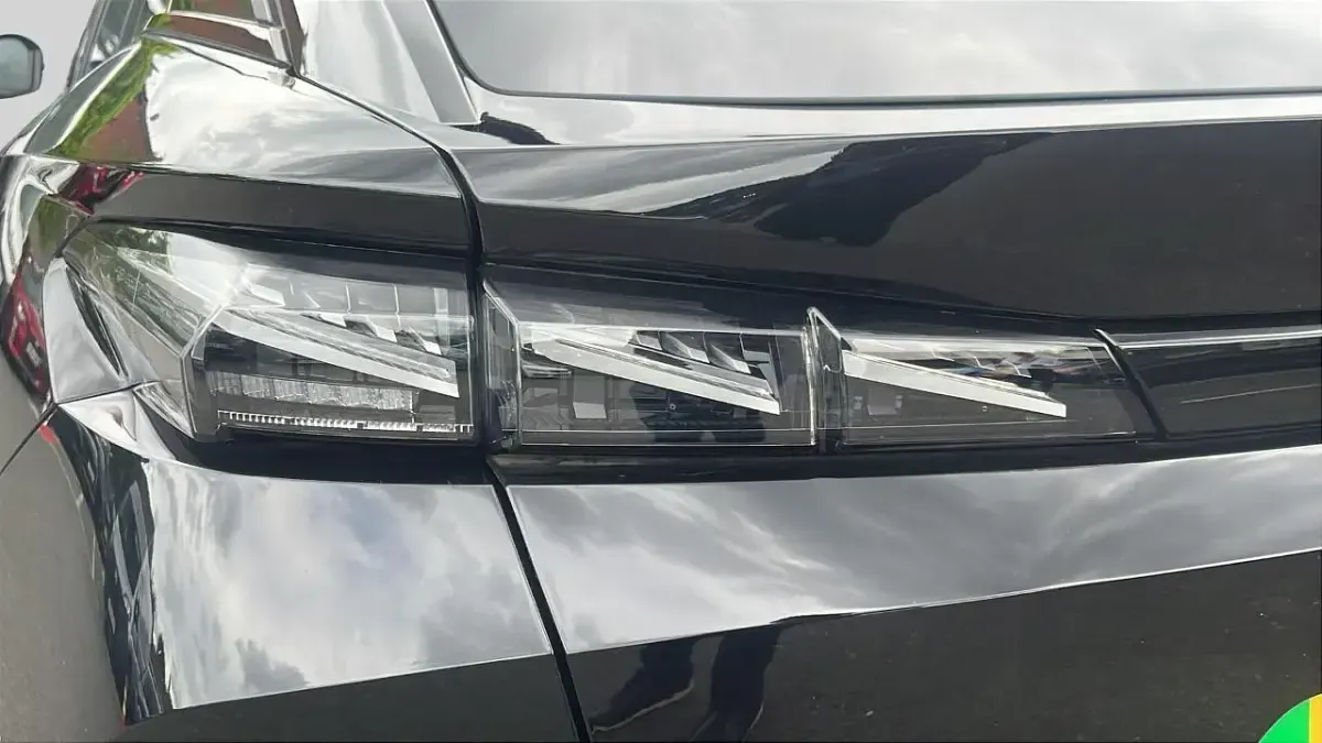 Used Peugeot e-408 GT 152 kW (207 HP) 2025 Black SUV