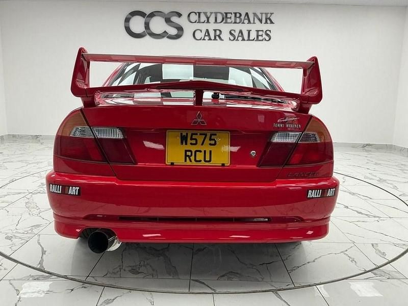 Used Mitsubishi Lancer 2017 Red Sedan