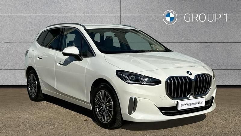 White Used 2023 BMW 220 Active Tourer Luxury Line MPV | £25,395 (Fair price) - Image 1/4