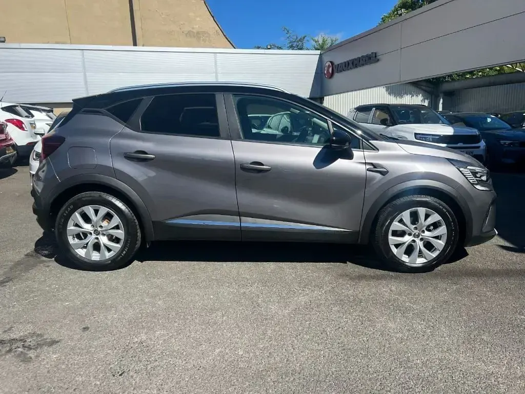 Used Renault Captur Iconic 128 HP (94 kW) 2020 Grey/black SUV