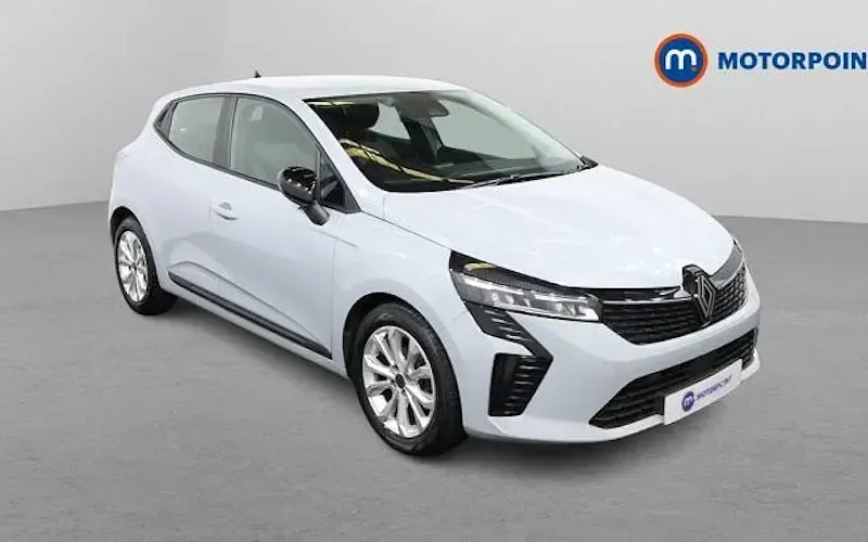 Used Renault Clio Evolution 90 HP (66 kW) 2024 Hatchback