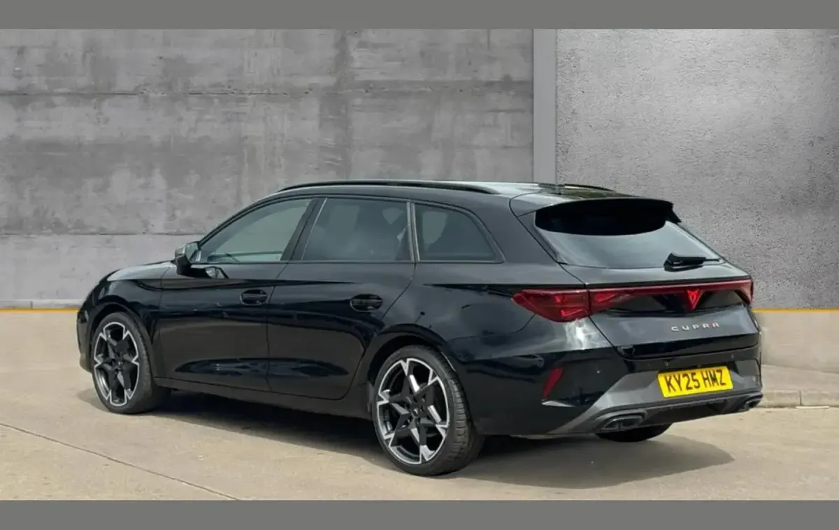 Used Cupra Leon 147 HP (108 kW) 2025 Black Estate