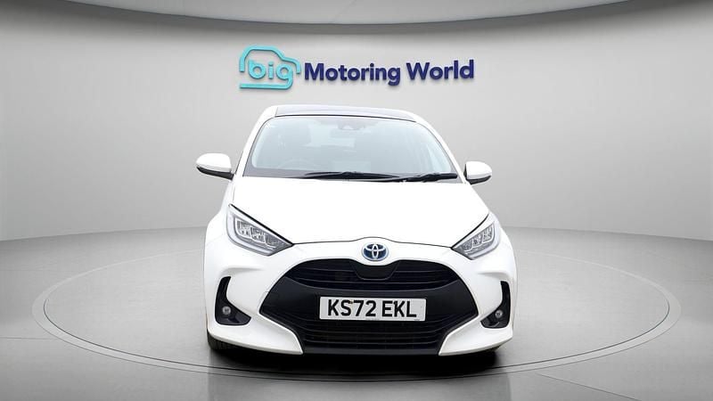 Used Toyota Yaris Hybrid Design 114 HP (83 kW) 2023