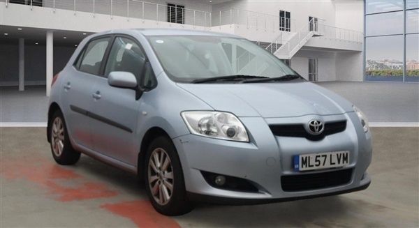Blue Used 2007 Toyota Auris Hatchback | £4,450 (A bit pricey) - Image 1/1