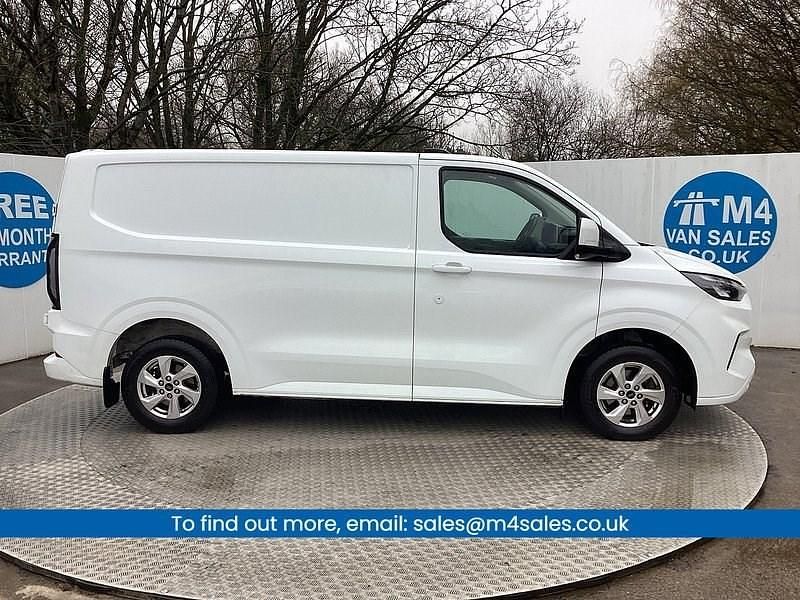 Used Ford Transit Custom Limited 136 HP (100 kW) 2024 White Van