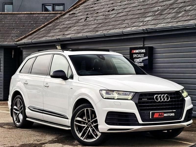 White Used 2017 Audi Q7 S-Line SUV | £24,989 (Expensive) - Image 1/4