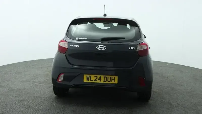 Używany Hyundai i10 Advanced 84 KM (61 kW) 2024 Szary Hatchback