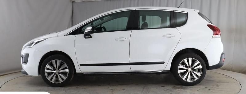 Used Peugeot 3008 Active 2016 White Hatchback