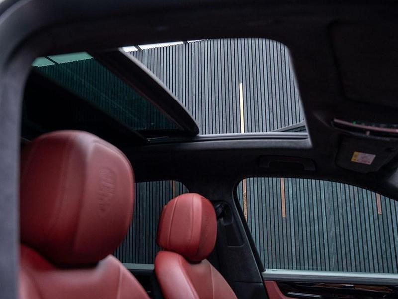 Usado Porsche Cayenne 2023 Bege SUV