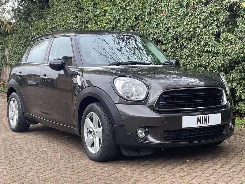 Used Mini Cooper D Countryman 112 HP (82 kW) 2015 Grey SUV