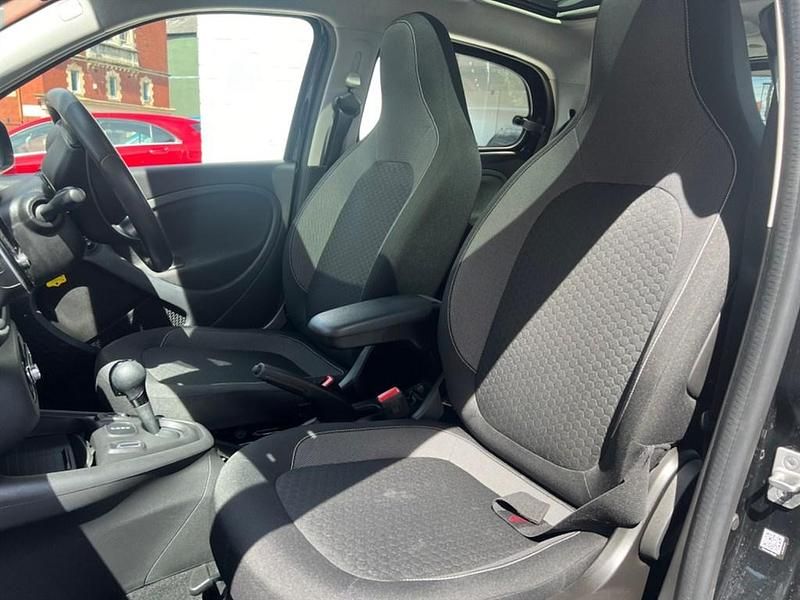 Used Smart ForFour Electric Drive Premium 60 kW (82 HP) 2020 Hatchback