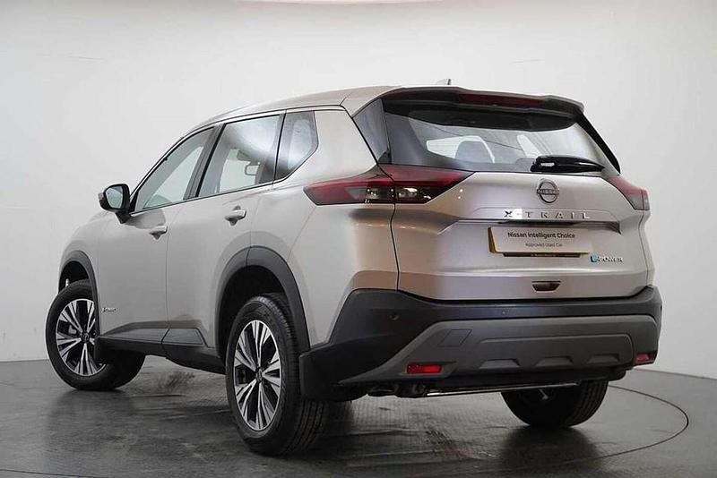 Used Nissan X-Trail Acenta Premium 213 HP (156 kW) 2023 Silver SUV