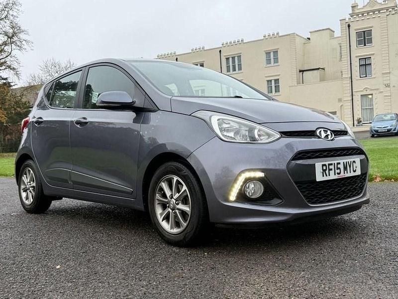 Used Hyundai i10 Premium 87 HP (63 kW) 2015 Grey Hatchback