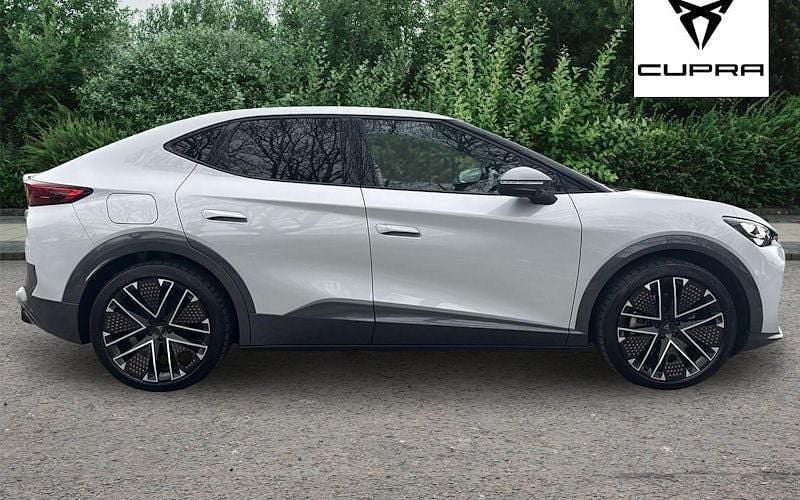 Used Cupra Tavascan VZ2 250 kW (340 HP) 2025 White silver SUV