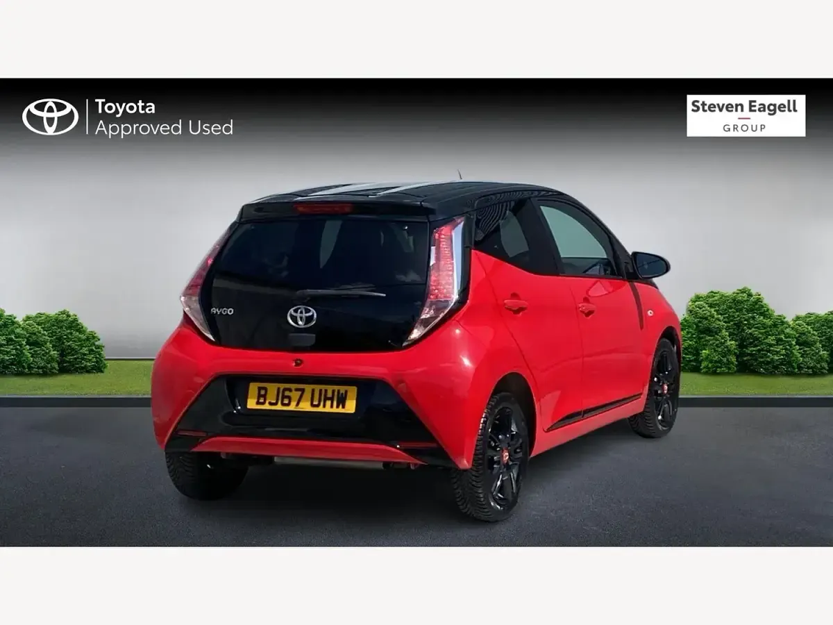 Used Toyota Aygo X-cite 69 HP (50 kW) 2017 Red Hatchback