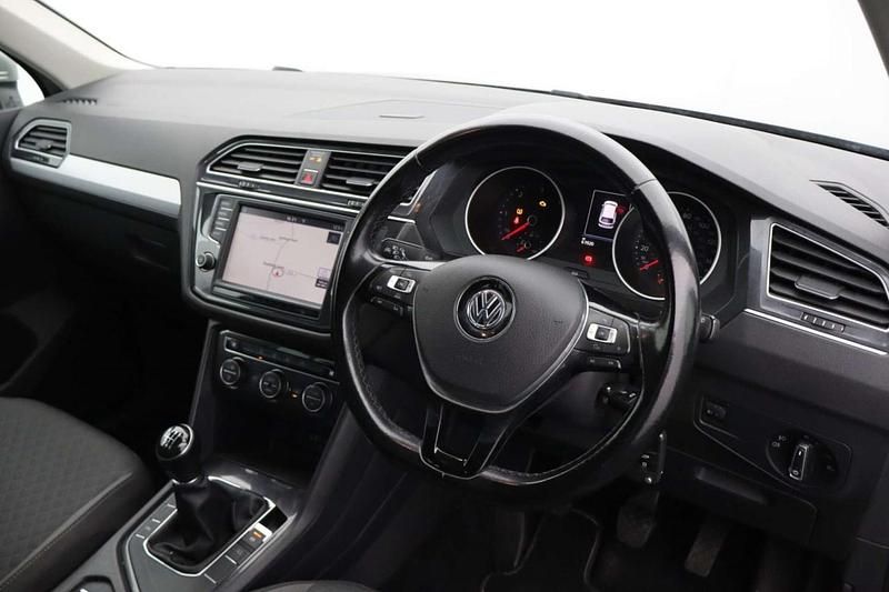 Used VW Tiguan SE 150 HP (110 kW) 2016 Silver SUV