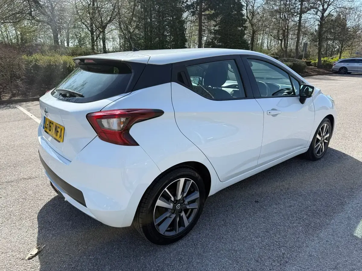 Usado Nissan Micra Acenta 71 HP (52 kW) 2017 Branco Citadino